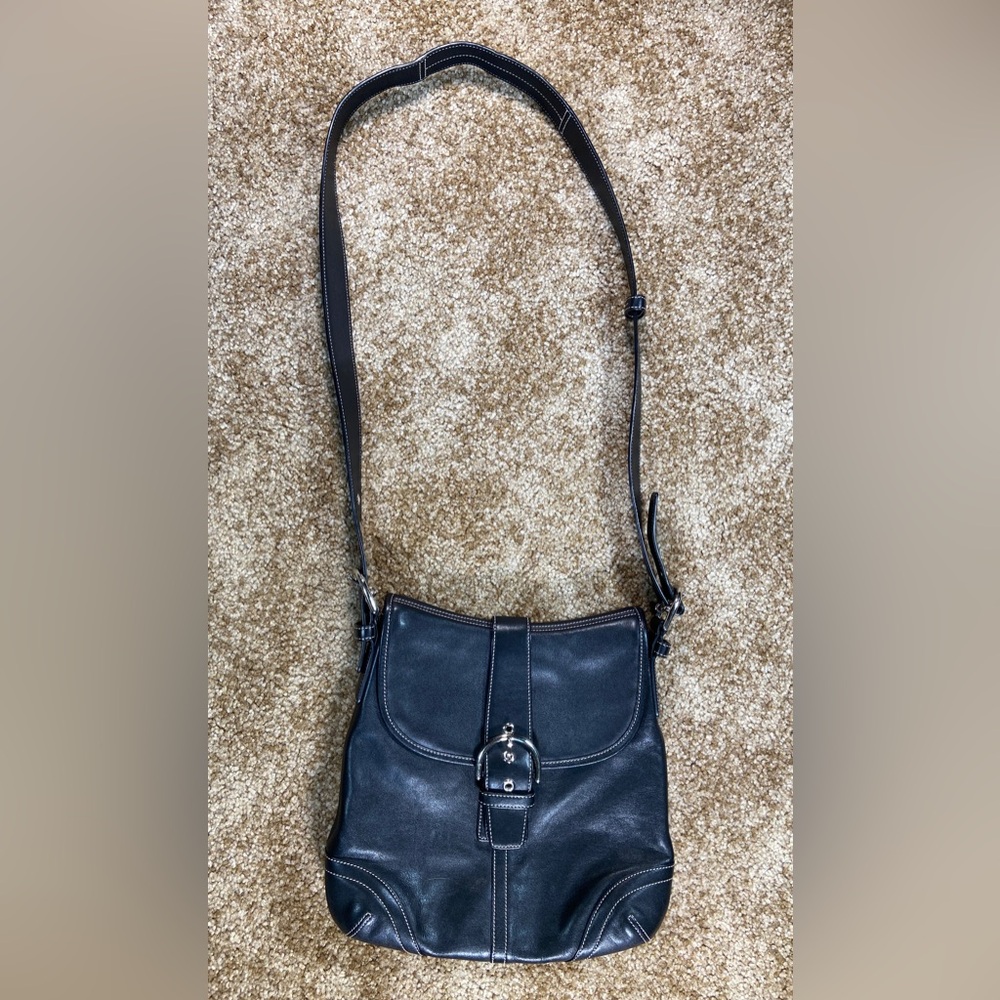Coach Vintage Black Leather Crossbody Bag Classic Minimalist H04D-4980